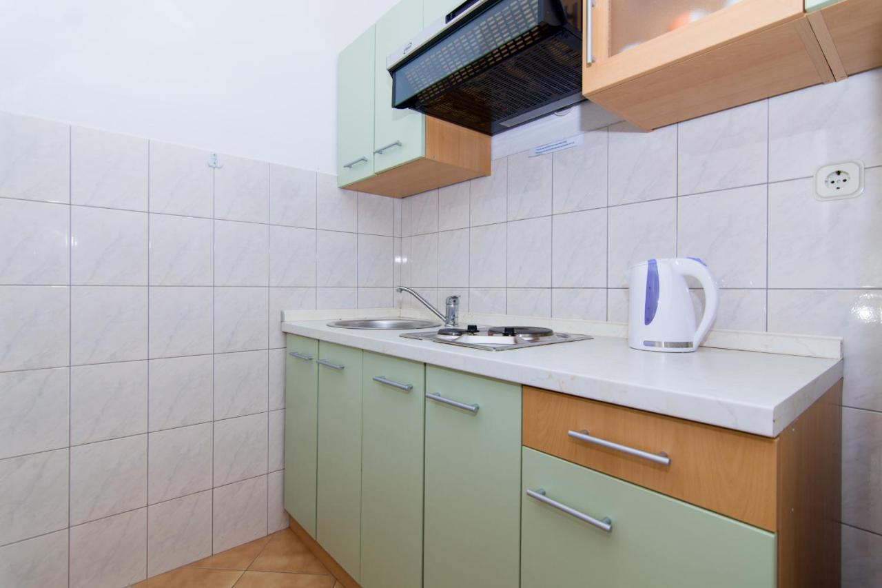 Holidays Apartments Slanada With Terrace And Sea View, Near The Beach & Town Trogir, Free Parking, Quiet Place On Peninsula Ciovo Esterno foto